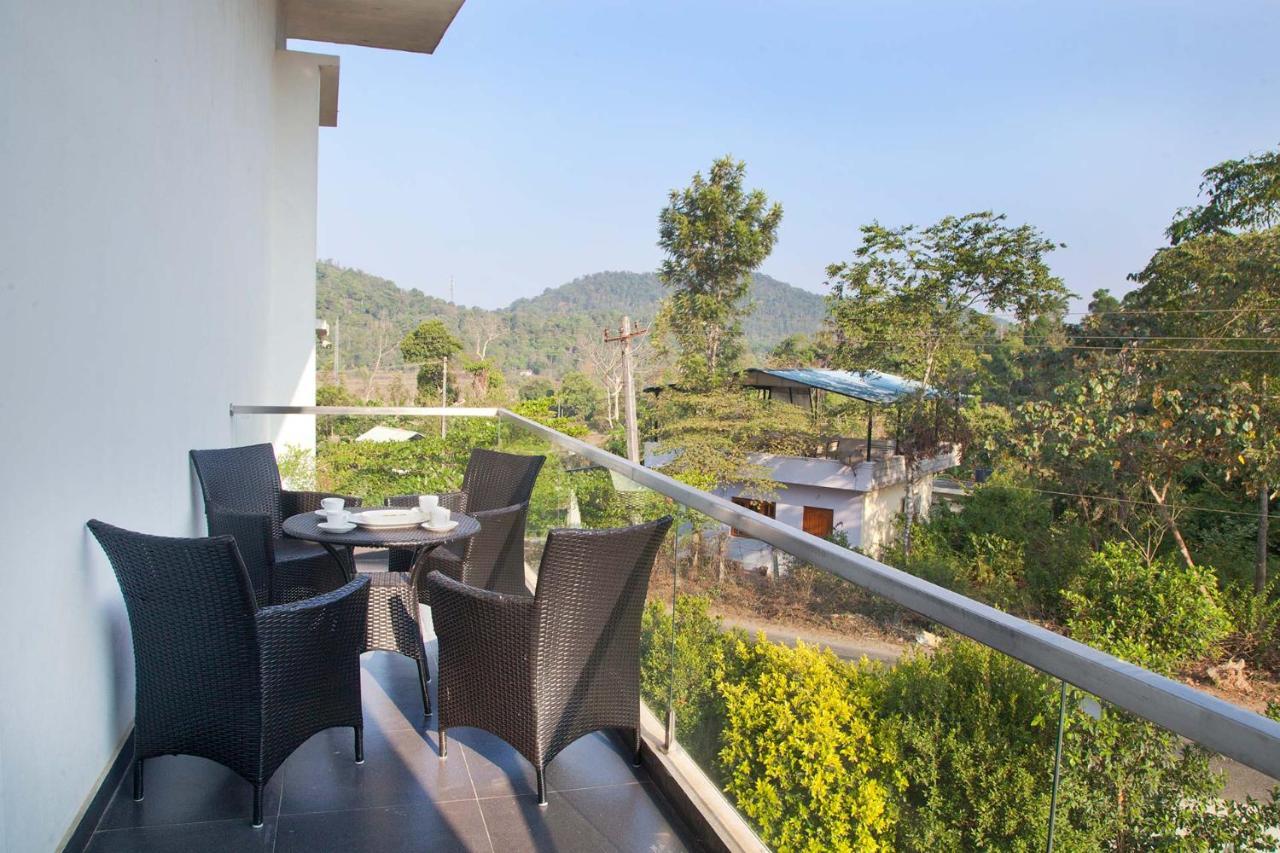 Stayvista At Ivory Hill Madikeri 3 Bedrooms 外观 照片